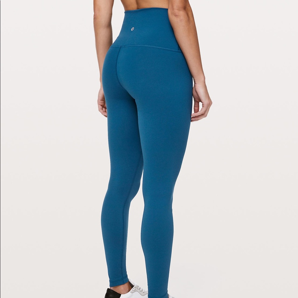 Wunder Under Super High-Rise 28"